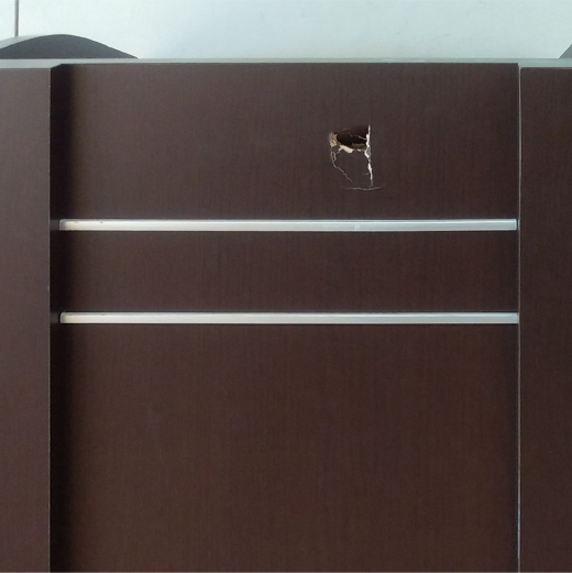 設備修繕 ～スピーチ台の修繕～before